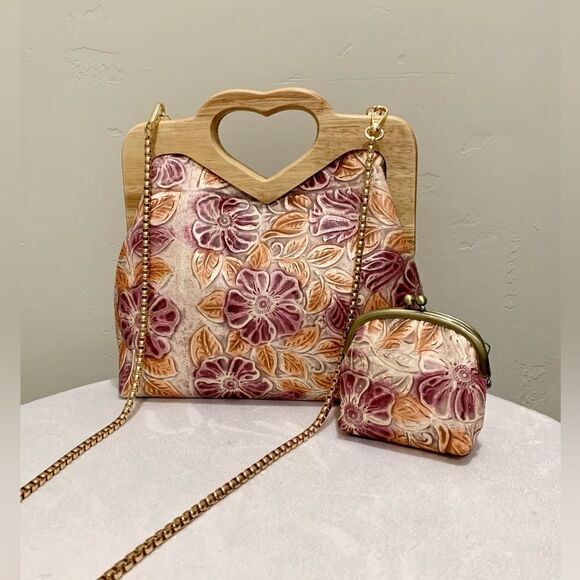 Free Coin Purse With Handmade Genuine Leather Floral Embossed Wooden Frame Bag - Picture 1 of 16